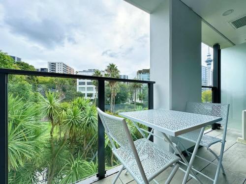 Rare Find Retreat - 1B Parkside View vs Sky Tower View & AC, Auckland (photo 5)