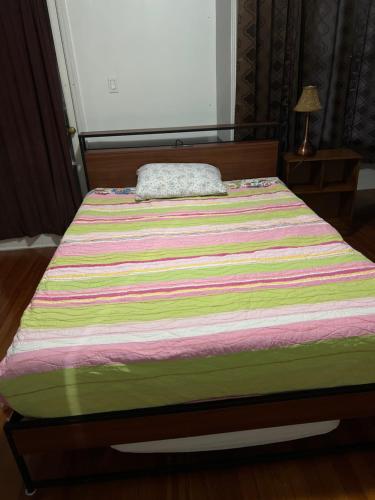 Convenient location near Manhattan easy trip to Times Square Convenient location near Manhattan easy trip to Times Square