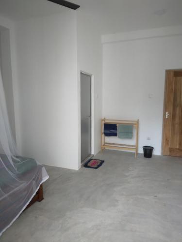 Standard Double Room with Fan image 3
