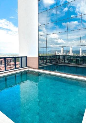 泳池, SkyHome Flats Palmas - Cosmopolitan Home & Office in 帕爾馬斯