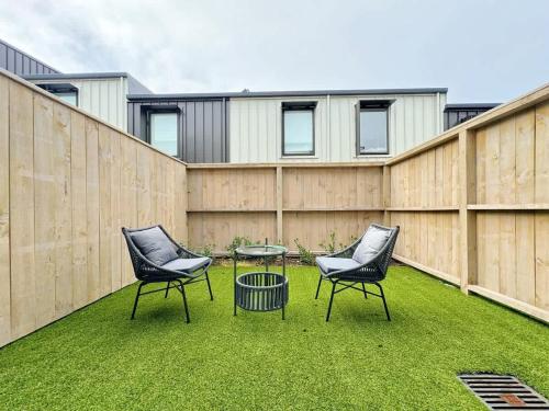 City & Ponsonby Center Side 2 BDR Townhouse vs AC, Auckland (photo 2)