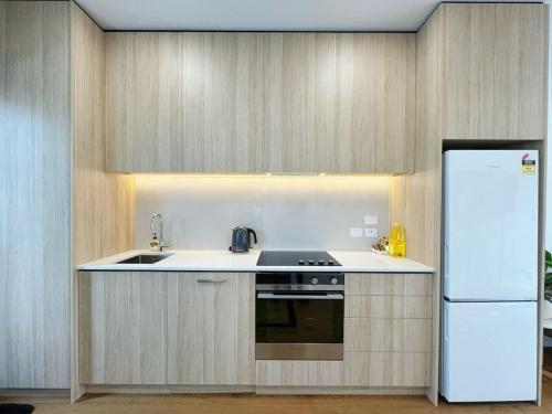 City & Ponsonby Center Side 2 BDR Townhouse vs AC, Auckland (photo 3)