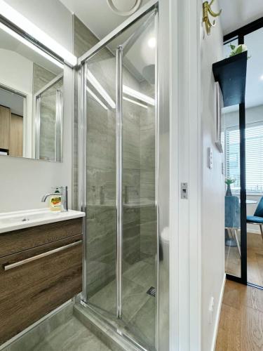 City & Ponsonby Center Side 2 BDR Townhouse vs AC, Auckland (photo 10)