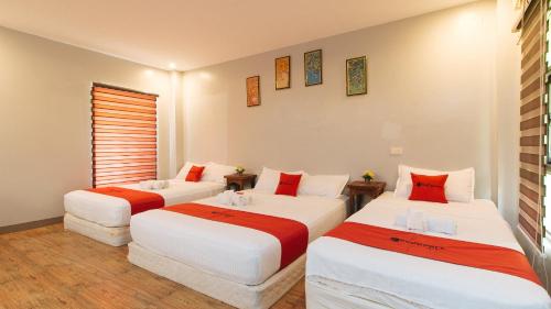 RedDoorz @ Afamosa Villas Resort Ilocos Sur