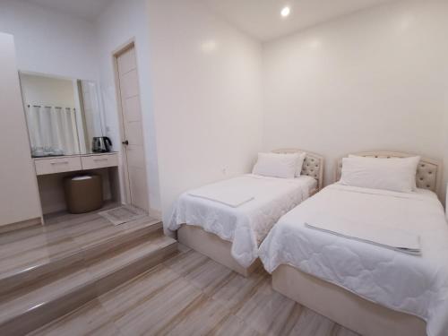 Acrige Apartelle Studio Rooms at heart of Bogo City in Bogo City