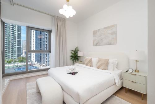 Free housekeeping visits during your stay - StayShort - Bright and Airy 1-Bedroom Apartment Perfect for 4 in Dubai Marina, Дубай (фото 5)
