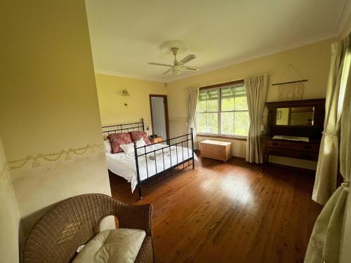 Shinglers Cottage in Bombah Point