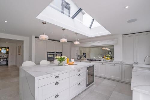 Seacrest in Rest Bay