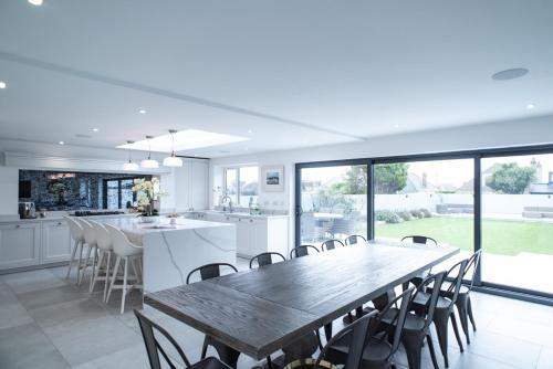 Seacrest in Rest Bay