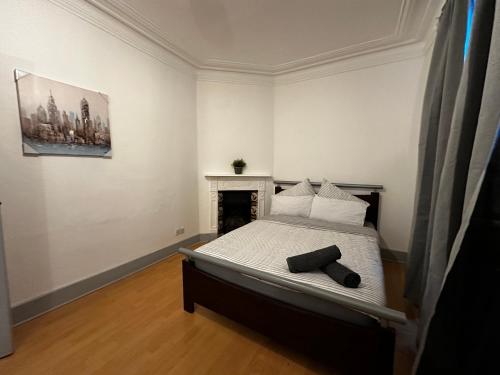 Grove Rooms 2, Londyn