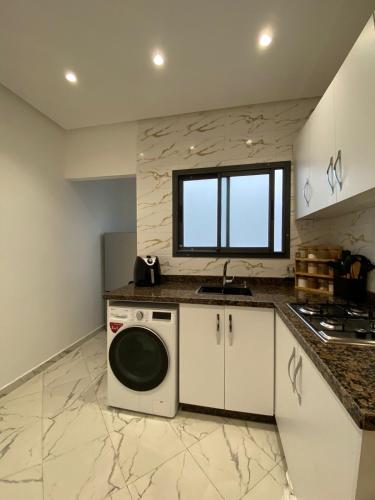 Appartement luxueux , bâtiment réservé aux voyageurs Appartement luxueux , bâtiment réservé aux voyageurs