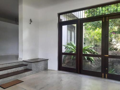 Dimond rick villa - image 3
