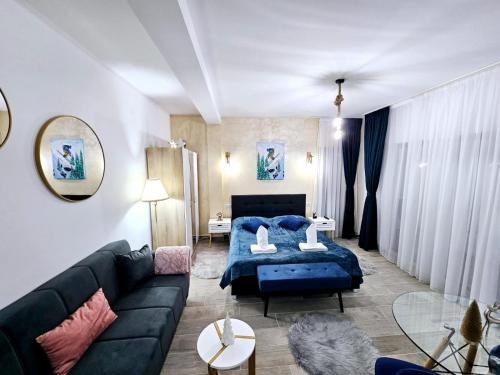 Triple room with Balcony Transalpina Ski Resort - TRI2 - Location saisonnière - Obarsia-Lotrului