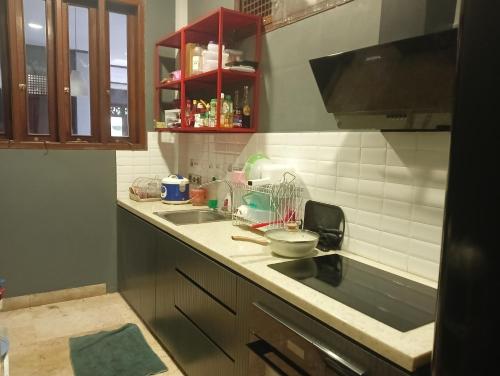 Kitchen, Aiwan Hostel & Luggage storage in Sanur