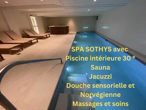 . Kyriad Saumur Hyper Centre Hôtel, Appartements, Séminaires et SPA soins Sothys Paris