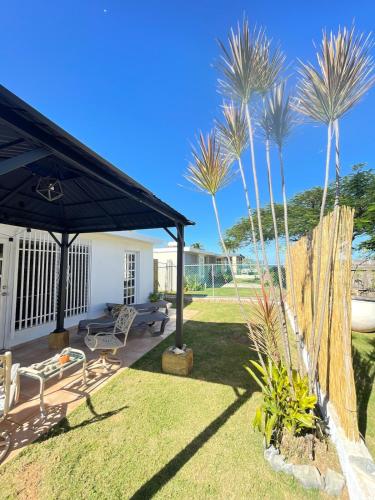 Cozy house with sea view!