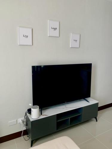 Jack's Cabin Jack's Cabin