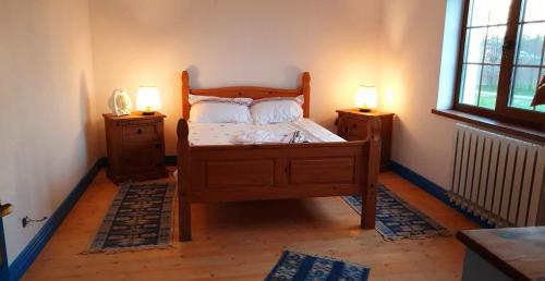 Casa cu Flori in Mila 23