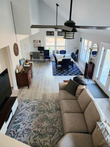 18-Acre Waterfront Sanctuary Peace and Privacy in Ridge (MD)