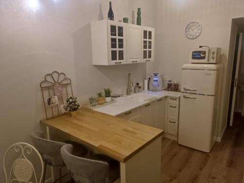 קאסה לונה casa luna in Gan Yavne