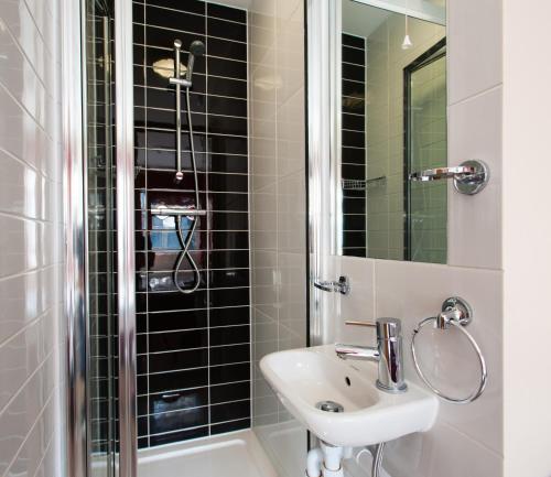 Dover Hotel - B&B - image 2