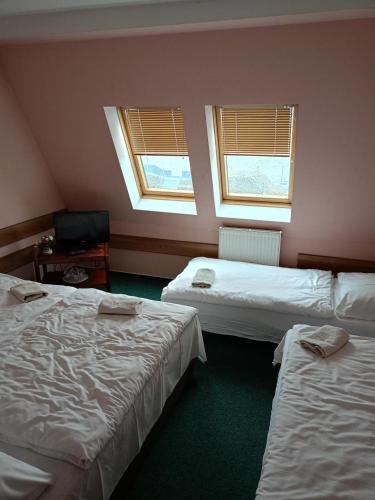 . Motel Oseček