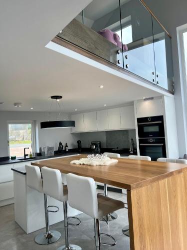 Exlusive Modern living on Valentia Island in Knights Town