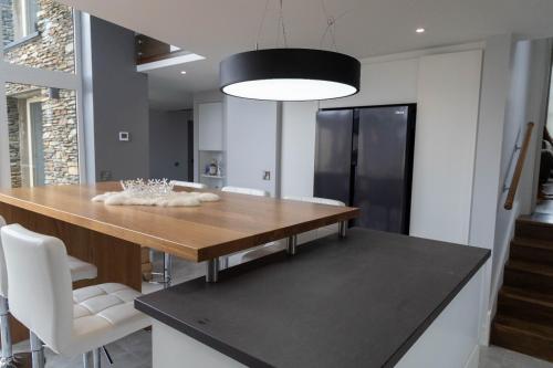 Exlusive Modern living on Valentia Island in Knights Town