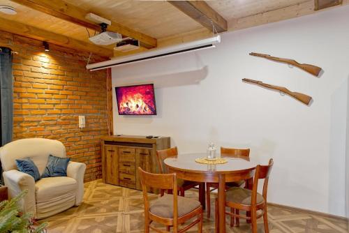 Seadmed, W Starym Młynie (W Starym Mlynie) in Bogucin