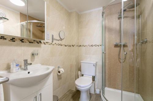 Arran View - Donnini Apartments - image 5