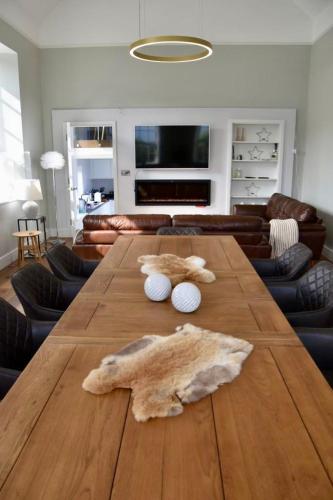 Exlusive Modern living on Valentia Island in Knights Town