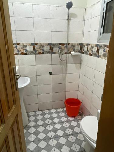 Ultra modern suite in Yaoundé - image 5