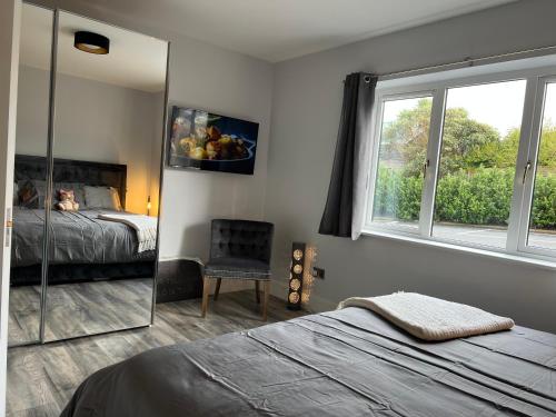 Exlusive Modern living on Valentia Island in Knights Town