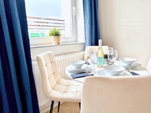 Stylisches 2-Zimmer Ambient Apartment in Alsternähe mit Kingsize-Bett & Schlafsofa, Hamburk (fotografie 7)