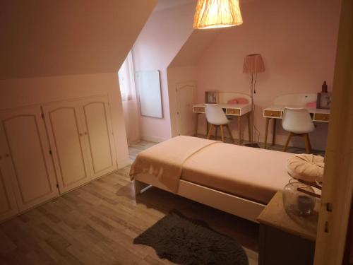 MAISON Aéroport CDG Parc des expos Villepinte Bourget Astérix (MAISON Aeroport CDG Parc des expos Villepinte Bourget Asterix) in Goussainville