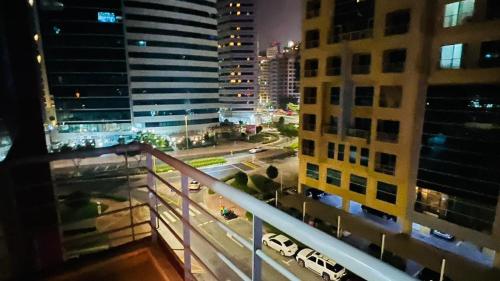 Calm Partition Room Near Internet City Metro, Dubai (Foto 5)