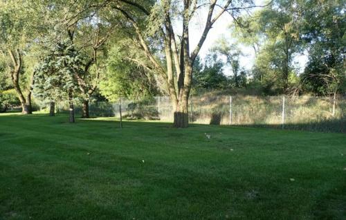 2 Bed 1 Bath - West Bend, WI in Lääne Bend (WI)