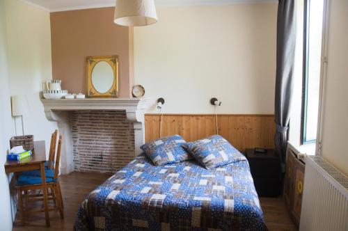Hotel Camping sur Yonne in Корбіні