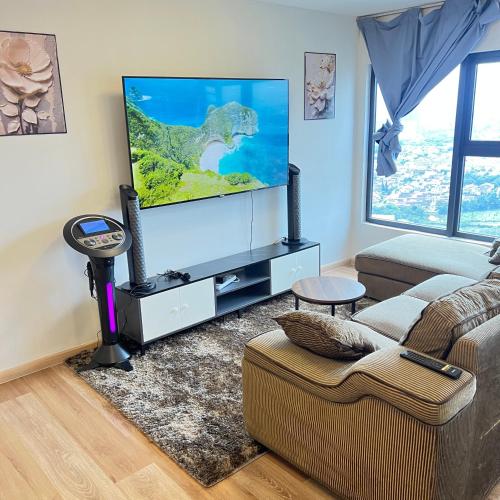 N3 KARAOKE 65inc BIG TV&SOFA Arte Cheras Duplex 9 person person