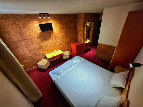 Korona Hotel - image 14