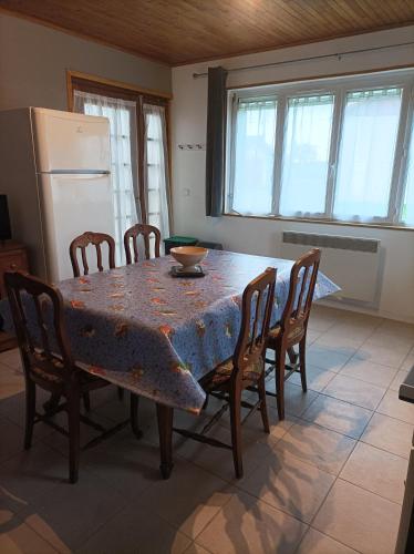 Iekārtas, Le mas de la Treille in Fontenille-Saint-Martin-d'Entraigues