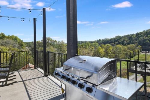 Smith Creek Resort- 6 Bedroom 22 Guests - Indoor Pool - Resort Amenities - image 6