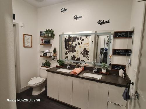 Modern One room Flat in the Beautiful Las Vegas City Modern One room Flat in the Beautiful Las Vegas City