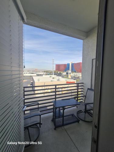 Modern One room Flat in the Beautiful Las Vegas City Modern One room Flat in the Beautiful Las Vegas City