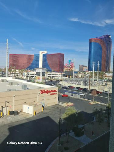 Modern One room Flat in the Beautiful Las Vegas City Modern One room Flat in the Beautiful Las Vegas City