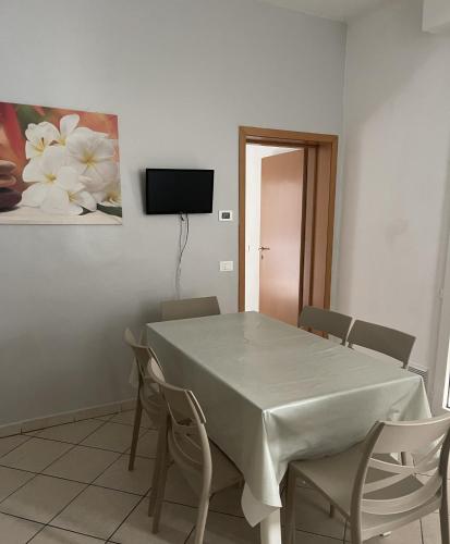 One-Bedroom Apartment (6 Adults) image 7