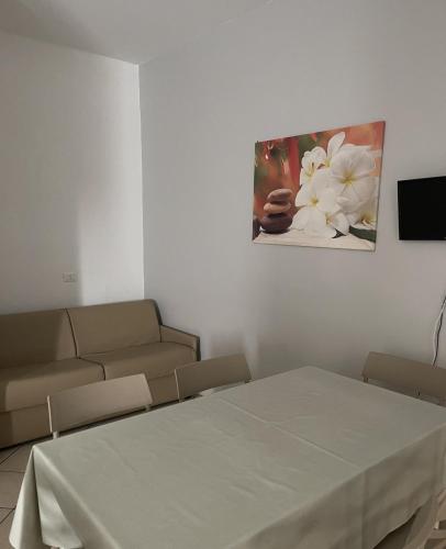 One-Bedroom Apartment (6 Adults) image 4