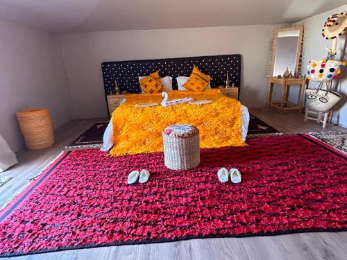 1 king bed, 1 double bed