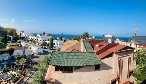 Stunning views, ideal location Stunning views, ideal location