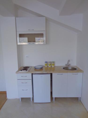 Konyha, Villa Boka Sunrise Apartments in Njivice